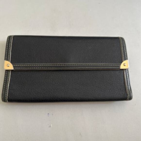 Louis Vuitton LV Long Wallet Authentic - Picture 1 of 5